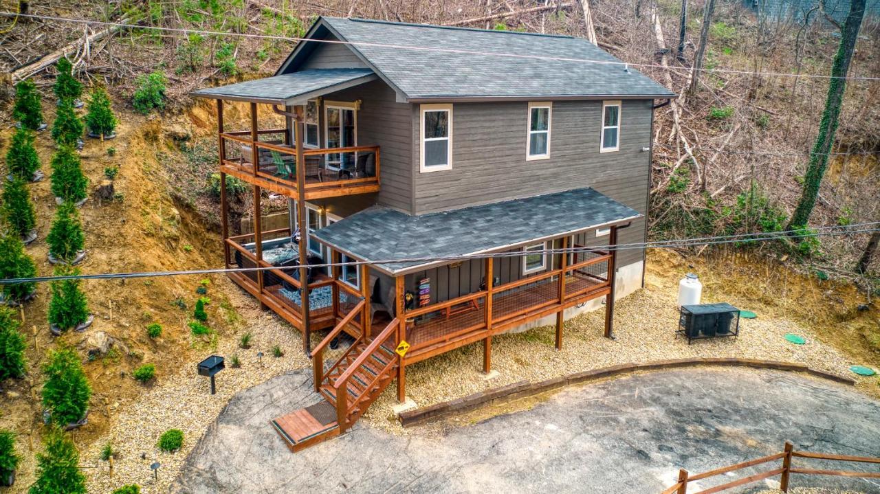 Mins To Gburg Sleeps 8 Hot Tub Arcade Area Pool Villa Gatlinburg Eksteriør billede